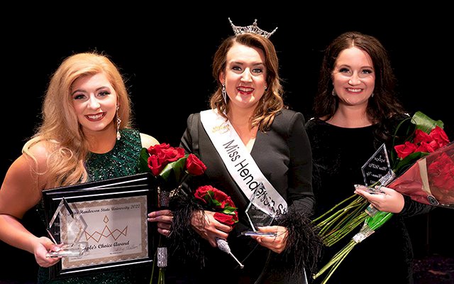 Dawn Coffman crowned Miss HSU 2022